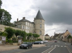 Trie-Château